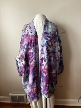 Women's Purple Marble Open-Front Poncho Shrug